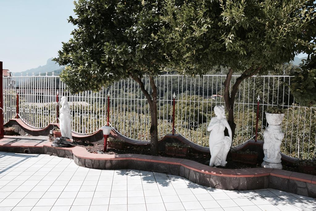 Campinola Holiday Home Private Pool 트라몬티 외부 사진